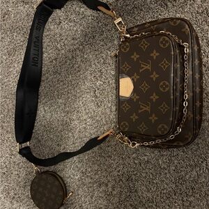 *Authentic* Louis Vuitton Brown Monogram Shoulder Women’s Crossbody Bag